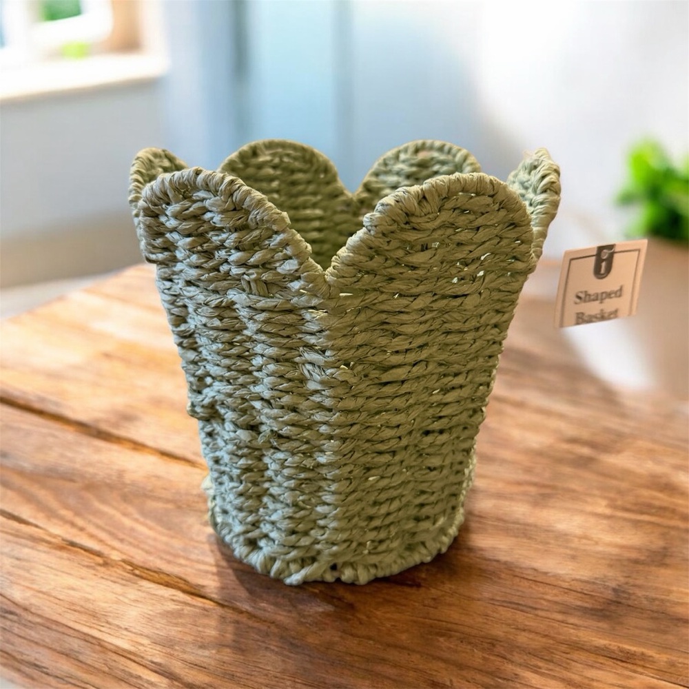 Green Woven Tulip Basket